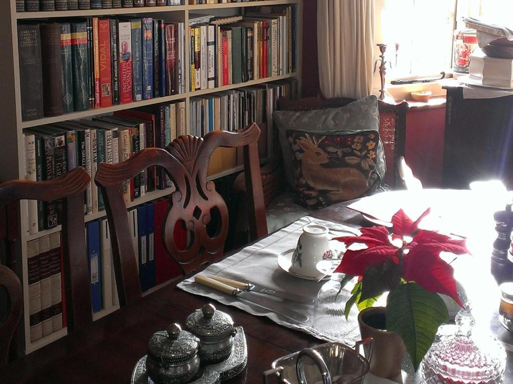 Bed and Breakfast Iolanthe Лондон Екстер'єр фото