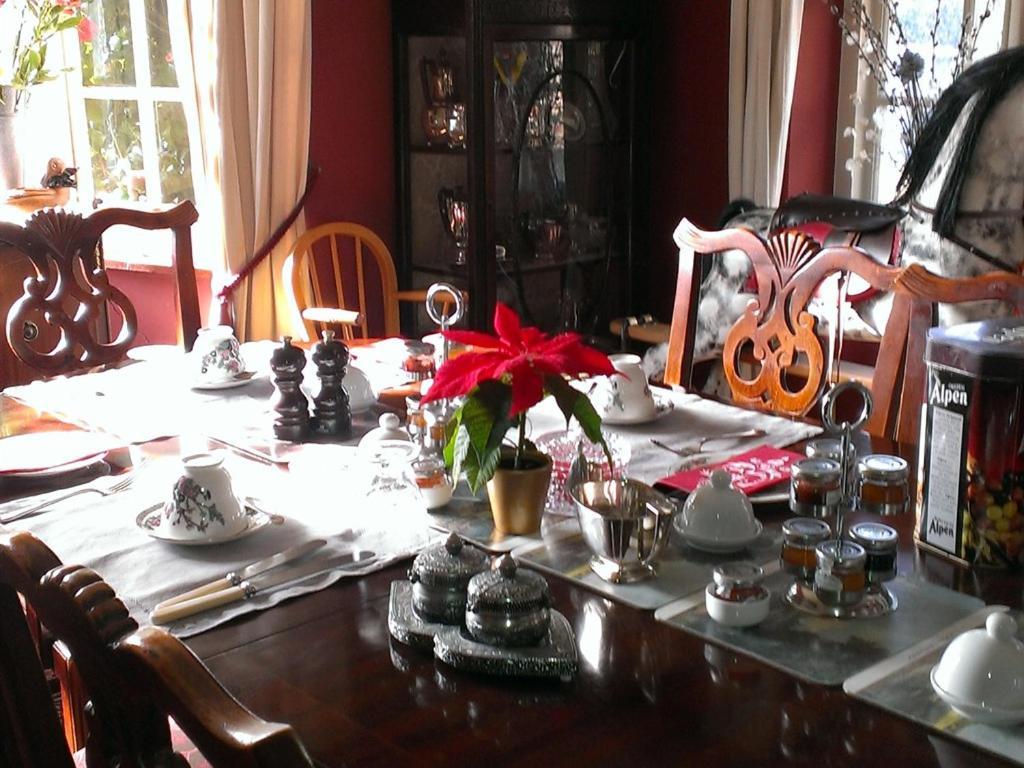 Bed and Breakfast Iolanthe Лондон Екстер'єр фото